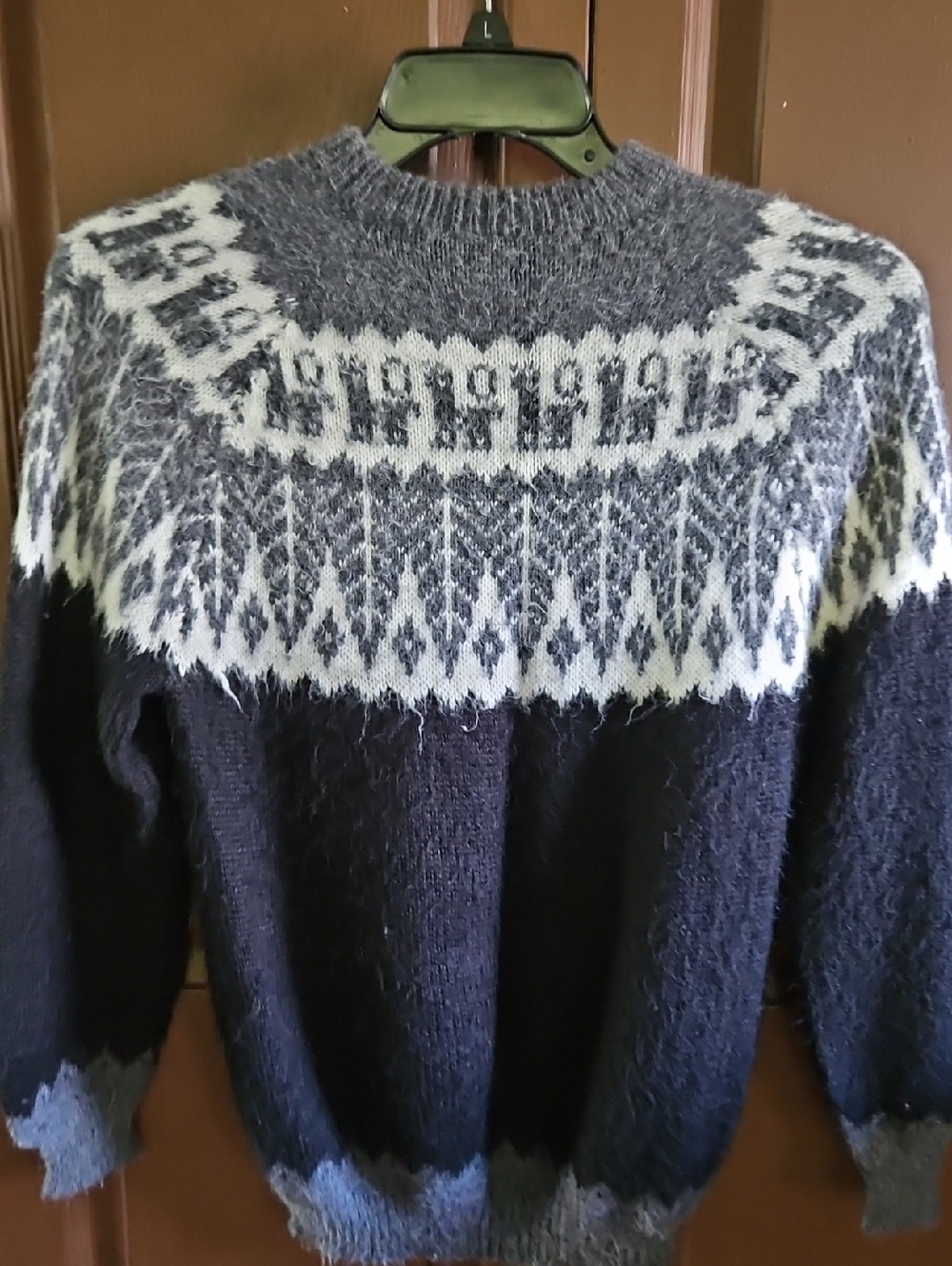 Alpaca Blend Sweater - Black & Gray